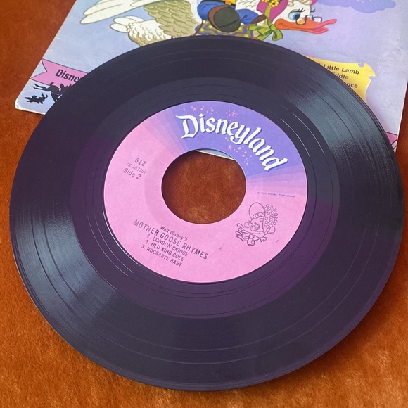 Vintage Disneyland Vinyl record - Disney’s Mother Goose rhymes - Picture 3 of 4